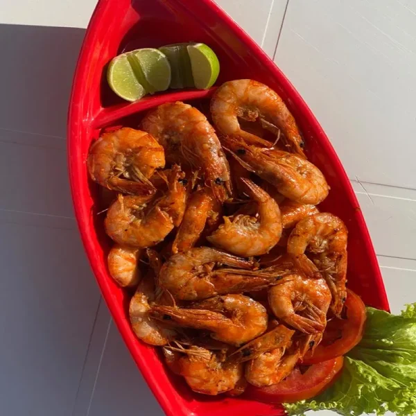 CAMARÃO C/ CASCA + FILÉ DE PEIXE + 3 REFRIGERANTE KS + 3 PULSEIRAS DE 263,00 POR 199,90 - Imagem 2