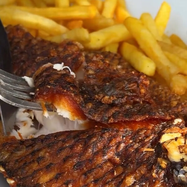 Tilápia Completa com Fritas e Baião + 2 Pulseiras do Espaço Kids de R$159,90 por apenas R$99,90. - Imagem 5